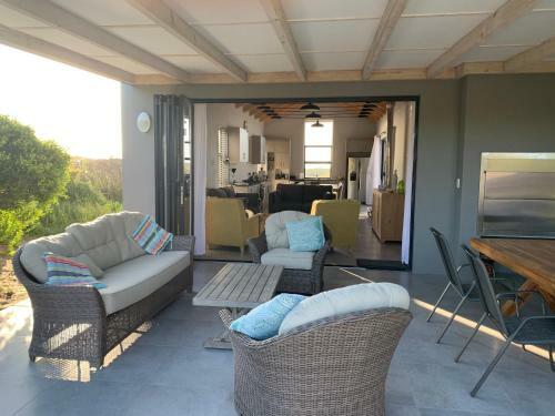 402 In Romansbaai