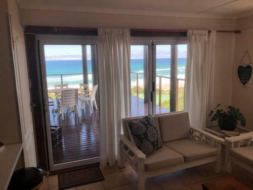 Southerncross Beach House With A Million Dollar View