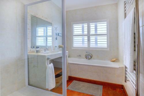 Beach House 11a