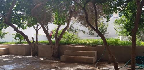 Apartamento Relaxing Home With Garden And Swimmingpool
