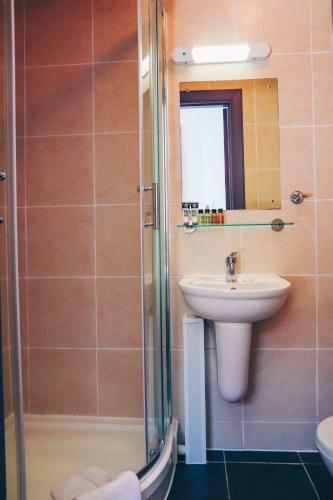 Hostal New Town Guest House (Adults Only)