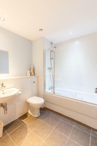 Modern Two Bedroom Apartment