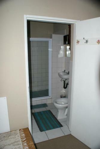 Hostal Ashtree Guesthouse