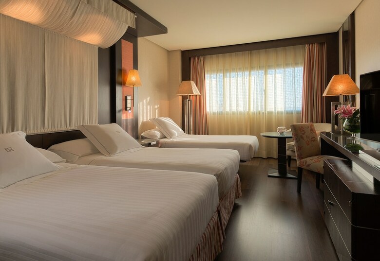Hotel C�rdoba Center