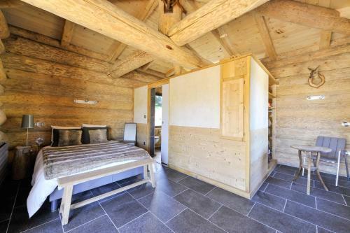 Hotel Les Chalets De Maramour