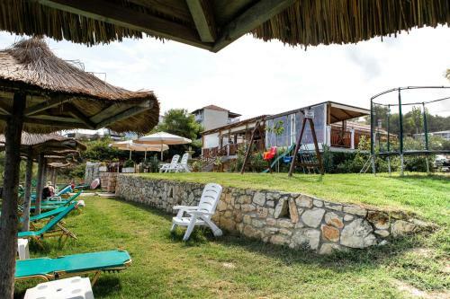 Amoudi Studios Apartments Hotel