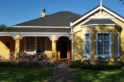 Hostal Lali's Guest House