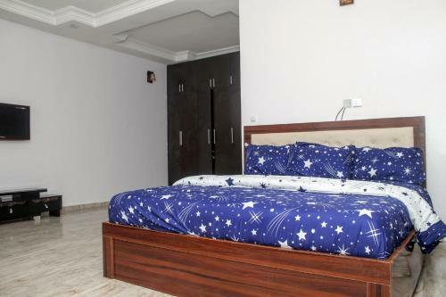 Service Apartment