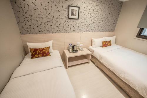 Golden Stone Hotel