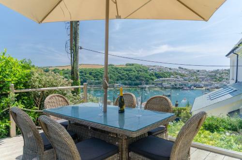 Villa Luxury Victorian School With Views Of Harbour