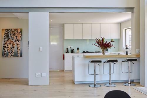 Villa Rhulani - Luxurious Modern Villa In Hout Bay