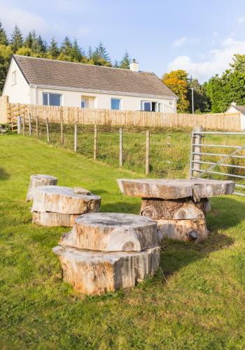 Loch Ness Cottage