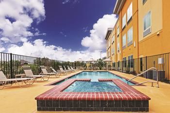 Hotel La Quinta Inn & Suites Jourdanton