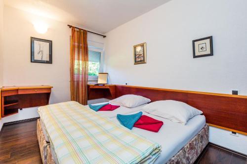 Selak Apartments