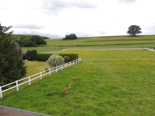 Bed & Breakfast Chambre D'h�tes De Charleval