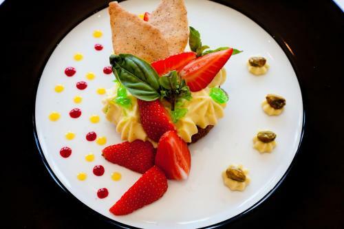 Hotel H�tel Les Lavandins