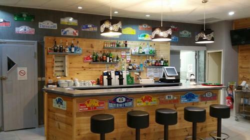 Hotel H�tel Les Lavandins