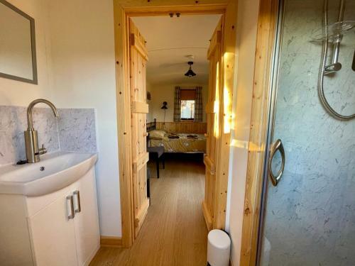 Apartamento Per Ardua Shepherds Hut