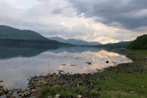 Gasgan. Large Croft House With Amazing Loch Views
