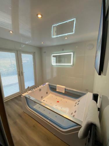 Apartamento Highland Stays - Ben View Room & Jacuzzi Bath