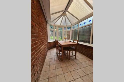 Apartamento Large Entire House By Watford & Harry Potter Studios