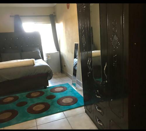 Hostal Africaren Budget Stay