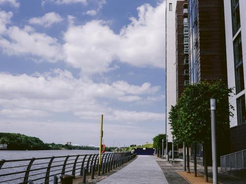 Apartamento Pass The Keys Lovely 2 Bed Flat In Glasgow Harbour, West End