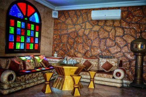 Hostal Riad Les Jardins Mabrouk