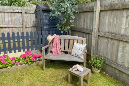 Meadow View Cottage