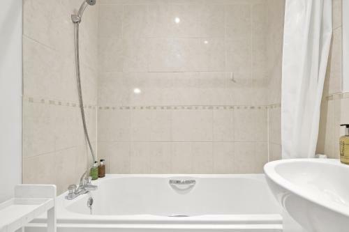 Parkhouse Serviced Apartment Hatfield Town Centre