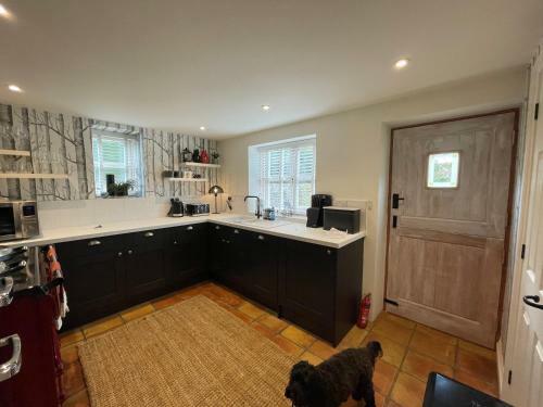 No33 Woodlands Cottage