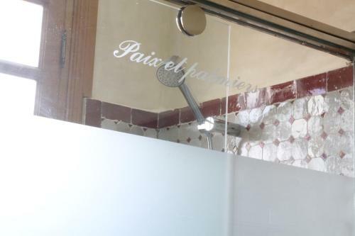 Hostal Paix & Palmiers