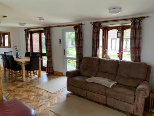 Charming & Spacious Holiday Home
