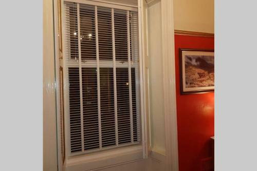 Apartamento Town Centre Ground Floor Flat 2 Bathrooms One En-suite
