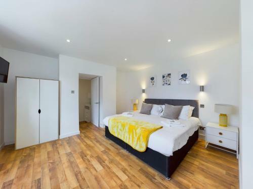 K Suites - St Briavels Apartments - Castle View - Free Parking