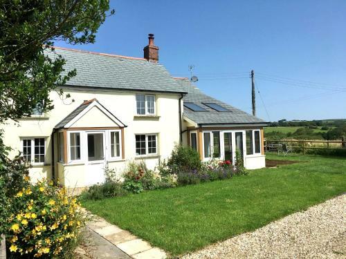 Charming Cottage For 5 Near Dartmoor Beach Pub