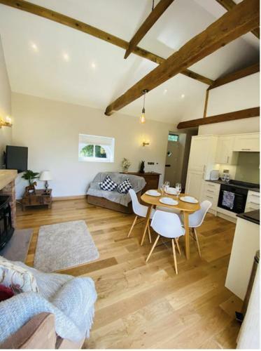 The Stable - Beautiful Barn Conversion