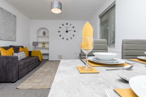 Lark Rise Apartment