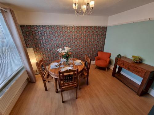 Pass The Keys Charming 2 Bed House Great Location And Dog Friendly
