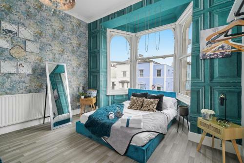 The Boutique Windmill Apartments With Hot Tubs