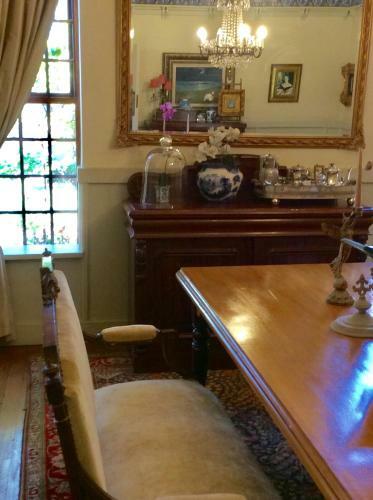 Cape Dutch Mansion In Houghton