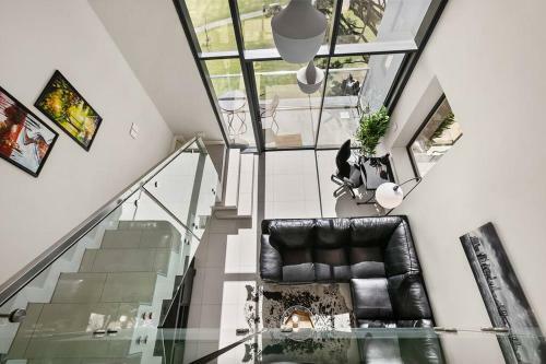 Park Central Loft Apartment In Rosebank