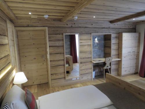 Hotel Crusch Alba Swiss Lodge