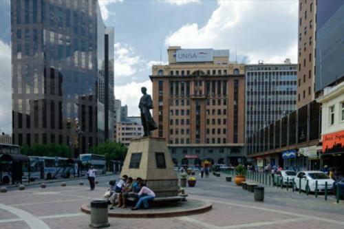 Apartamento Luxury 2bed Opposite Woolies On Gandhi Square+wifi