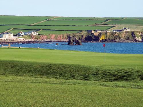 7 Thurlestone Rock