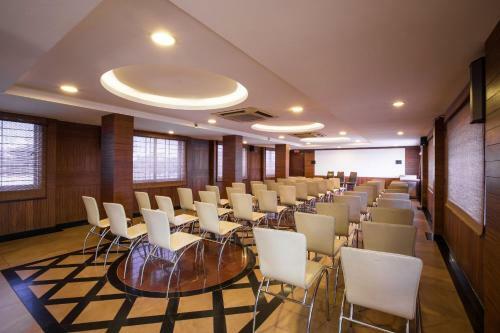 Hotel The Castello Residency