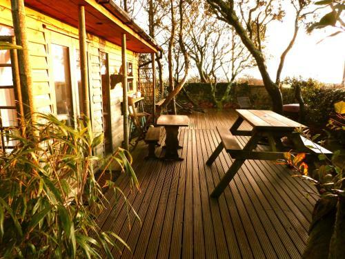 Sunset Lodge