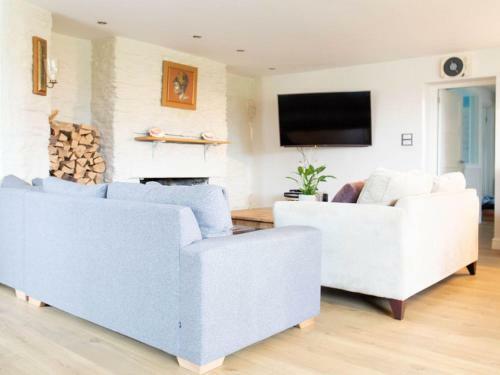 Pass The Keys Stunning Spacious 3 Bedroom Home In Quiet Location