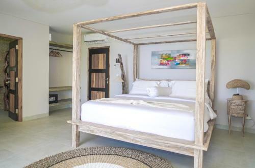 Hotel Theodor At Labuan Bajo