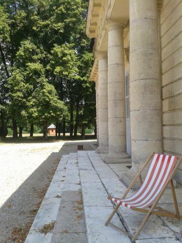 Bed & Breakfast Le Ch�teau De Bressey & Son Orangerie